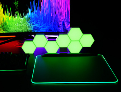 光污染必备物，雷蛇烈焰神虫V2专业版游戏鼠标垫